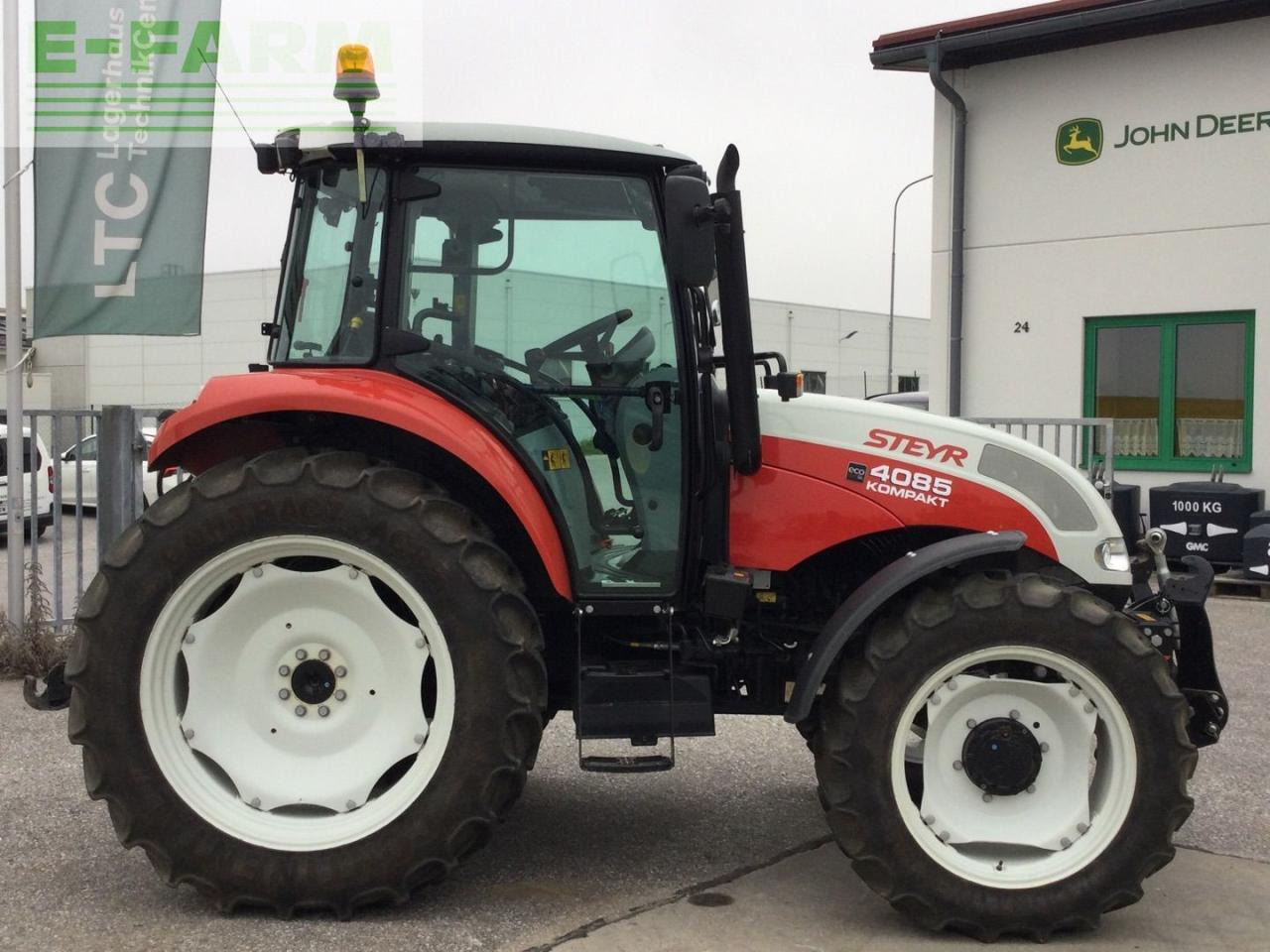 Steyr 4085 Kompakt - Tractor: foto 5 Steyr 4085 Kompakt - Tractor: foto 5
