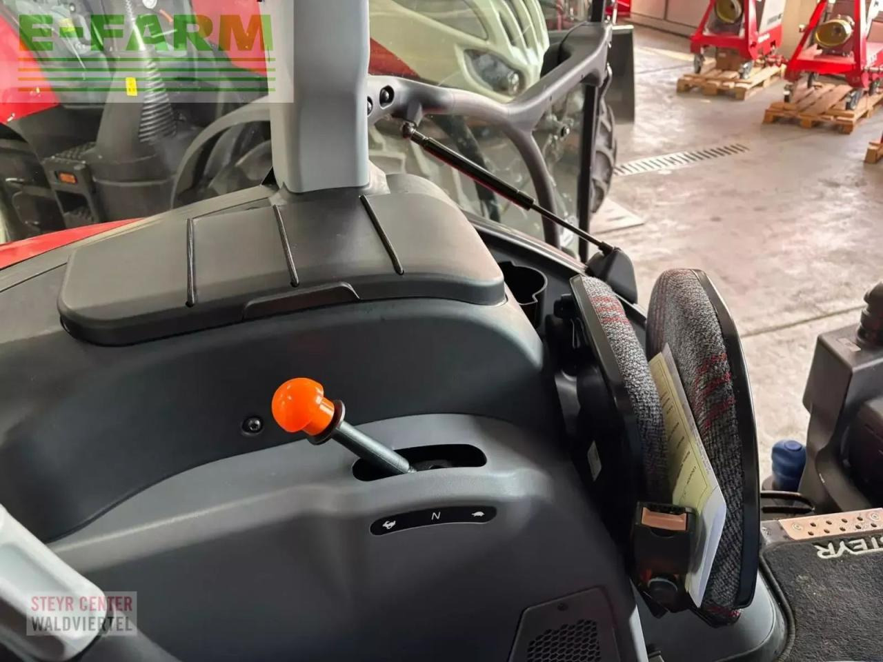 Steyr 4120 multi (stage v) - Tractor: foto 4 Steyr 4120 multi (stage v) - Tractor: foto 4