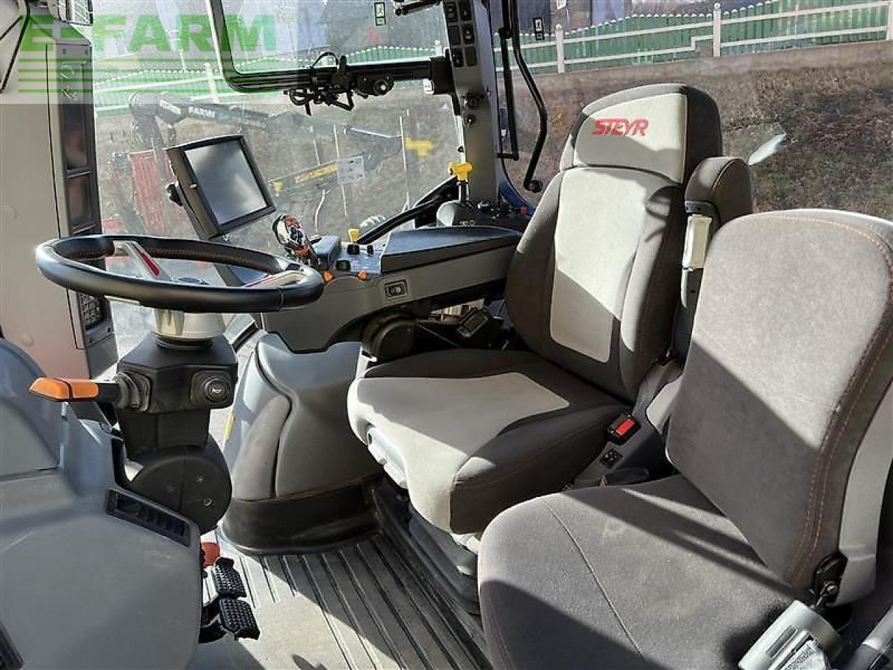 Steyr 6165 impuls cvt CVT - Tractor: foto 5 Steyr 6165 impuls cvt CVT - Tractor: foto 5