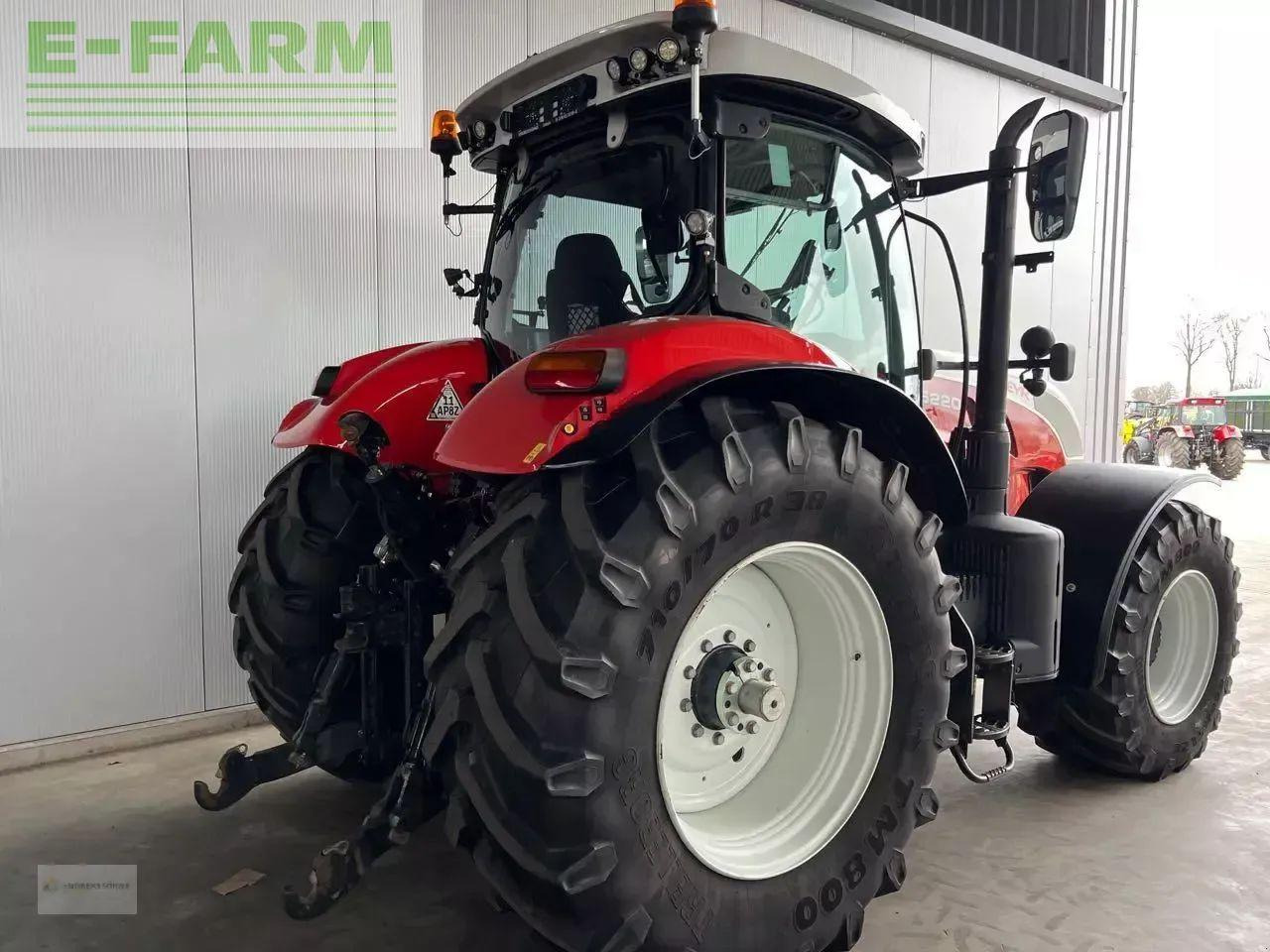 Steyr cvt 6220 - Tractor: foto 5 Steyr cvt 6220 - Tractor: foto 5