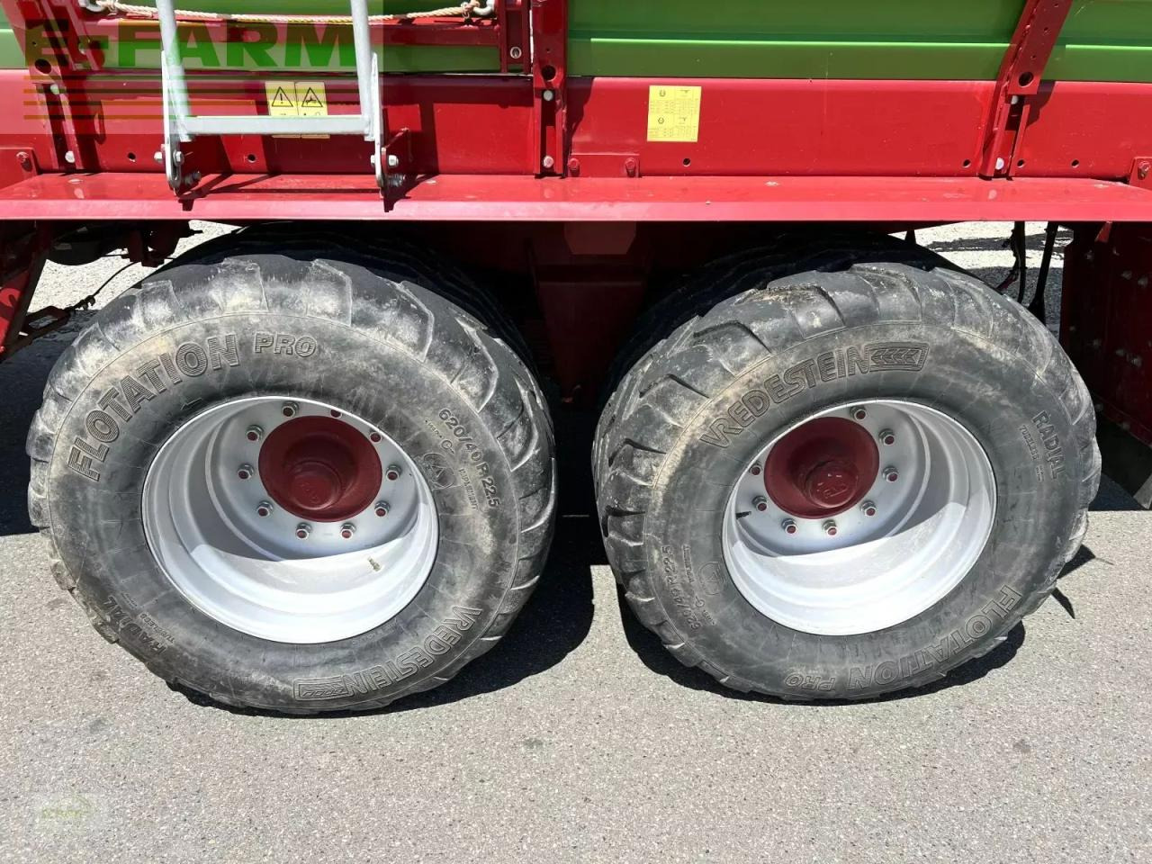 Strautmann super vitesse 3001-h do - mit großer bereifung und nachlauflenkachse - gute ausstattung - Remolque autocargador: foto 3 Strautmann super vitesse 3001-h do - mit großer bereifung und nachlauflenkachse - gute ausstattung - Remolque autocargador: foto 3