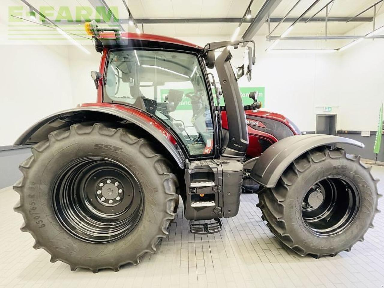 Valtra n 155e direct Direct - Tractor: foto 4 Valtra n 155e direct Direct - Tractor: foto 4