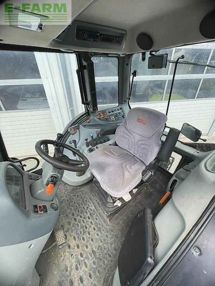 Valtra n123 - Tractor: foto 4 Valtra n123 - Tractor: foto 4