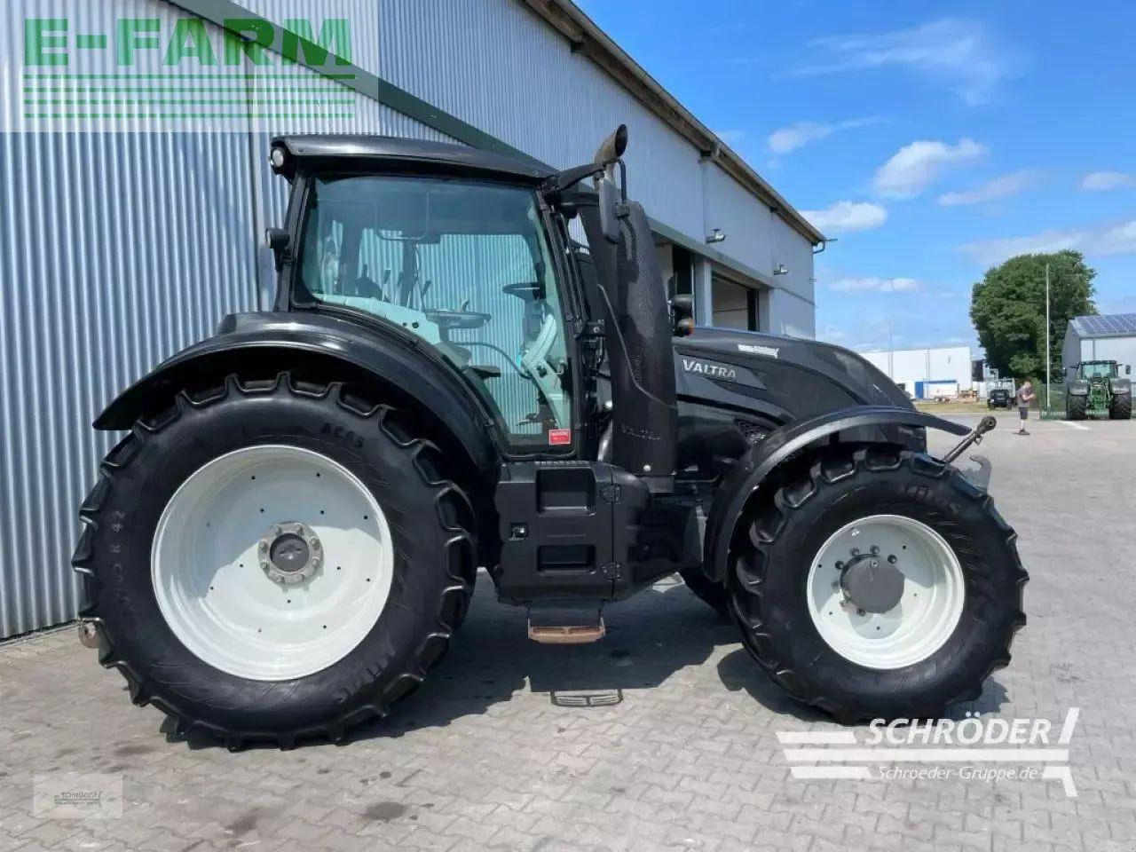 Valtra t 174 ea - Tractor: foto 2 Valtra t 174 ea - Tractor: foto 2