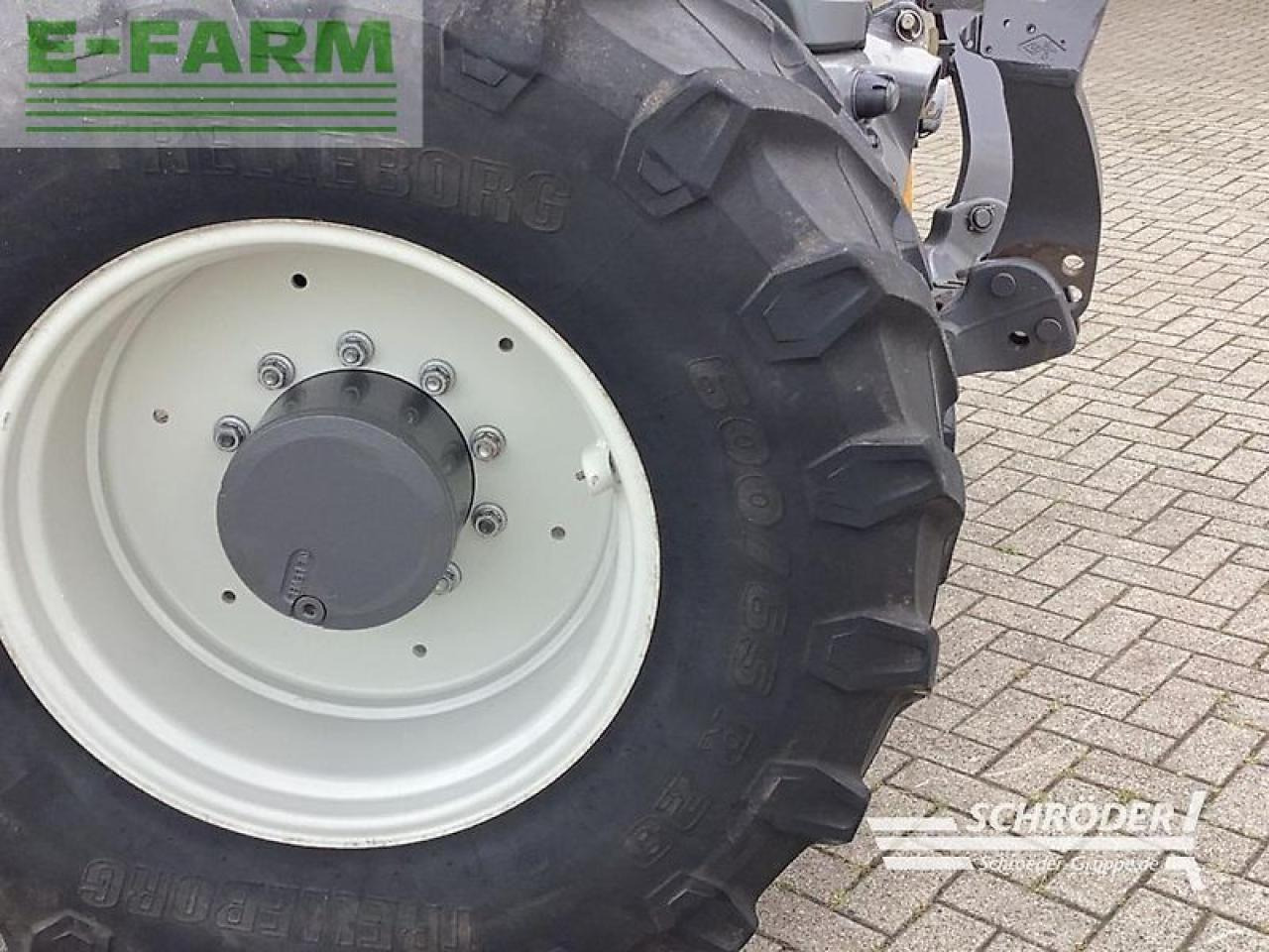Valtra t 214 d smarttouch - Tractor: foto 3 Valtra t 214 d smarttouch - Tractor: foto 3