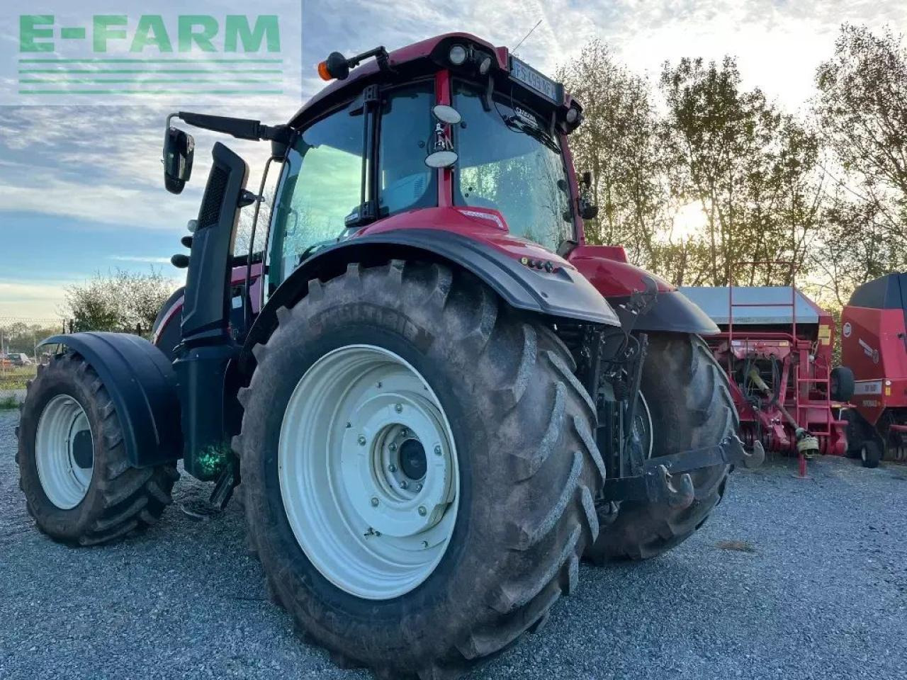 Tractor Valtra t 214 direct smarttouch Direct: foto 9