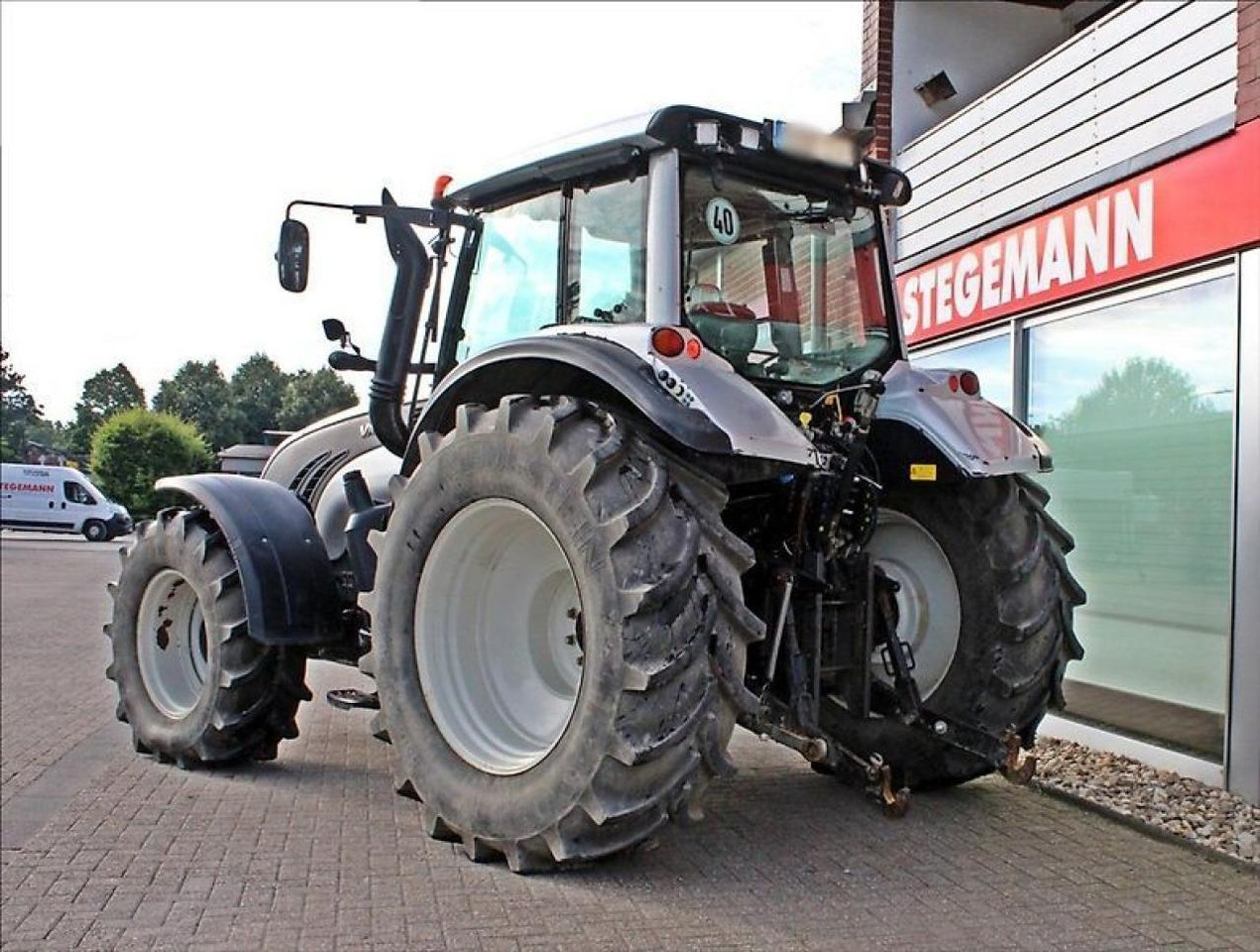 Valtra t132 versu Versu - Tractor: foto 2 Valtra t132 versu Versu - Tractor: foto 2