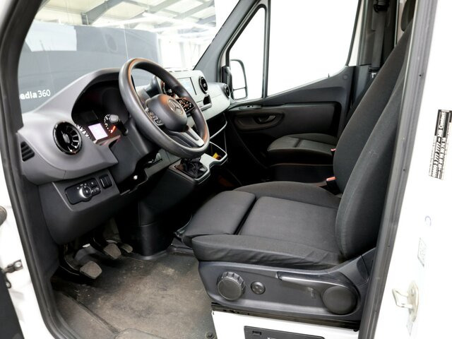 MERCEDES-BENZ Sprinter 314 CDI DOKA,Allrad,Standheizung - Furgoneta con lona, Furgoneta combi: foto 2 MERCEDES-BENZ Sprinter 314 CDI DOKA,Allrad,Standheizung - Furgoneta con lona, Furgoneta combi: foto 2
