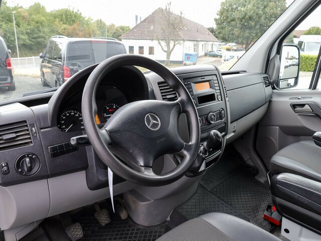 MERCEDES-BENZ Sprinter 316CDI DOKA,Allrad,Klima - Furgoneta caja abierta, Furgoneta combi: foto 4 MERCEDES-BENZ Sprinter 316CDI DOKA,Allrad,Klima - Furgoneta caja abierta, Furgoneta combi: foto 4