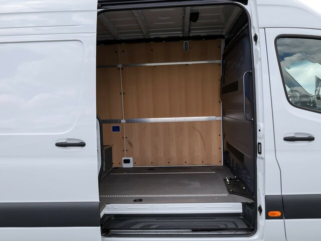 MERCEDES-BENZ Sprinter 317 CDI,3665mm,Automatik,Kamera - Furgón: foto 2 MERCEDES-BENZ Sprinter 317 CDI,3665mm,Automatik,Kamera - Furgón: foto 2