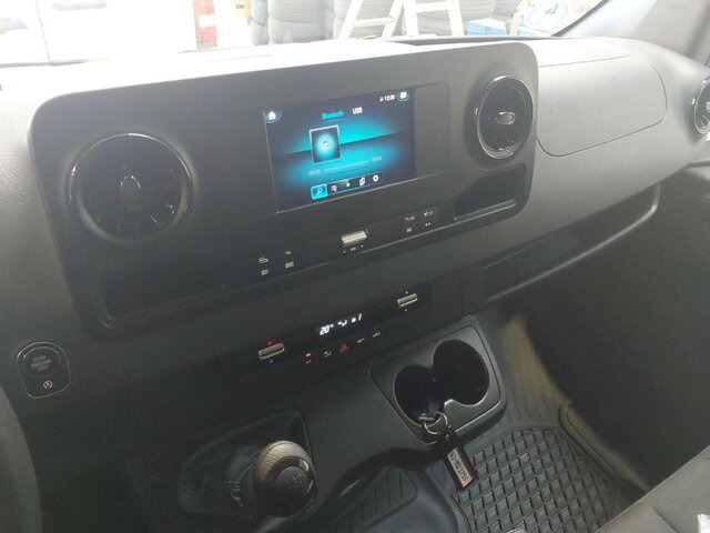 MERCEDES-BENZ Sprinter317CDI Maxi Koffer,LBW,Klima,Kamera... - Furgoneta caja cerrada: foto 3 MERCEDES-BENZ Sprinter317CDI Maxi Koffer,LBW,Klima,Kamera... - Furgoneta caja cerrada: foto 3