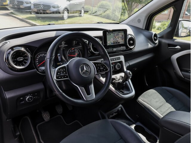 MERCEDES-BENZ T 180 d,Progressive,LED.AHK,MBUX,Navi,Kamera... - Furgoneta de pasajeros: foto 5 MERCEDES-BENZ T 180 d,Progressive,LED.AHK,MBUX,Navi,Kamera... - Furgoneta de pasajeros: foto 5