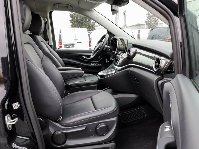 MERCEDES-BENZ V 300 Avantgarde,Extralang,2xSchiebetür el.,AHK... - Furgoneta de pasajeros: foto 5 MERCEDES-BENZ V 300 Avantgarde,Extralang,2xSchiebetür el.,AHK... - Furgoneta de pasajeros: foto 5