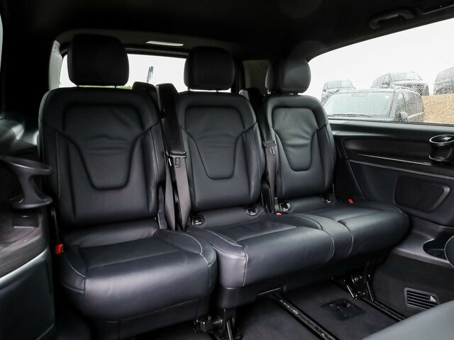MERCEDES-BENZ V 300 Avantgarde Extralang,2xSchiebetür elektr.... - Furgoneta de pasajeros: foto 4 MERCEDES-BENZ V 300 Avantgarde Extralang,2xSchiebetür elektr.... - Furgoneta de pasajeros: foto 4
