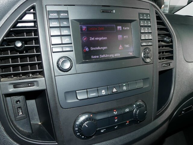 MERCEDES-BENZ Vito 114 TourerPro,Allrad,Automatik,8Sitzer... - Minibús, Furgoneta de pasajeros: foto 4 MERCEDES-BENZ Vito 114 TourerPro,Allrad,Automatik,8Sitzer... - Minibús, Furgoneta de pasajeros: foto 4