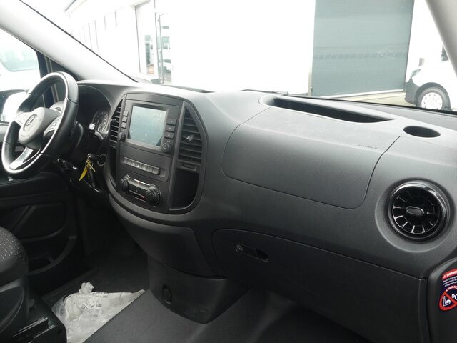 MERCEDES-BENZ Vito 114 TourerPro,Extralang,8Sitzer,Automatik - Furgoneta de pasajeros: foto 4 MERCEDES-BENZ Vito 114 TourerPro,Extralang,8Sitzer,Automatik - Furgoneta de pasajeros: foto 4