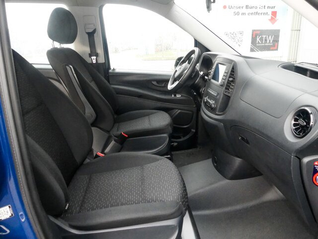 MERCEDES-BENZ Vito 114 TourerPro,Extralang,AMF Rollstuhlrampe - Furgoneta de pasajeros: foto 2 MERCEDES-BENZ Vito 114 TourerPro,Extralang,AMF Rollstuhlrampe - Furgoneta de pasajeros: foto 2