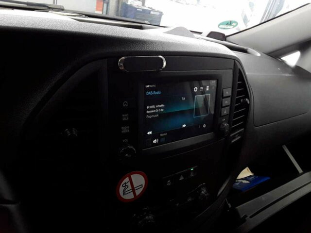 MERCEDES-BENZ Vito116CDI KA lang,Kamera,Klima,Tempomat... - Furgoneta pequeña: foto 4 MERCEDES-BENZ Vito116CDI KA lang,Kamera,Klima,Tempomat... - Furgoneta pequeña: foto 4