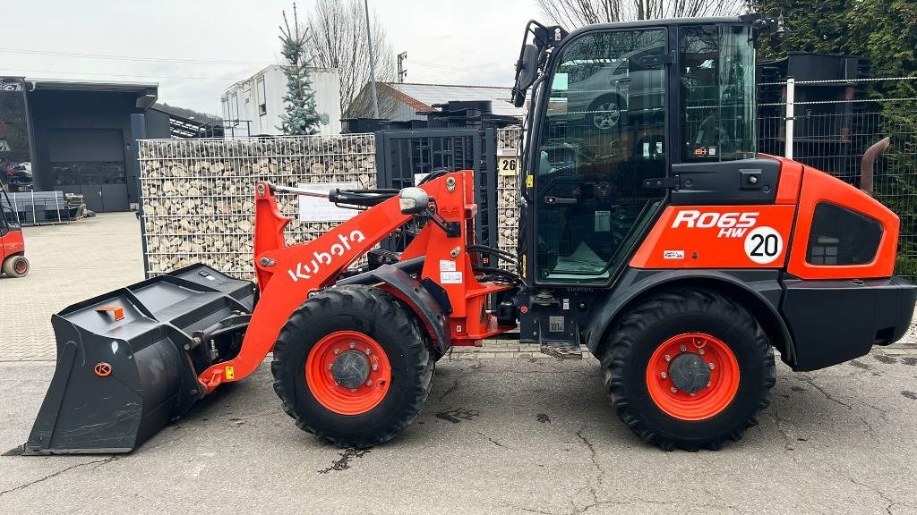Kubota R 065, Radlader, hydr. Schnellwechsler, Schaufel - Cargadora de ruedas: foto 5 Kubota R 065, Radlader, hydr. Schnellwechsler, Schaufel - Cargadora de ruedas: foto 5