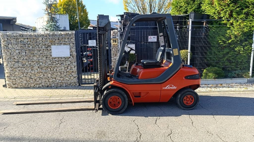 Linde H 30 D, Duplex, Zusatzhydraulik, Palettengabel - Carretilla elevadora diésel: foto 4 Linde H 30 D, Duplex, Zusatzhydraulik, Palettengabel - Carretilla elevadora diésel: foto 4