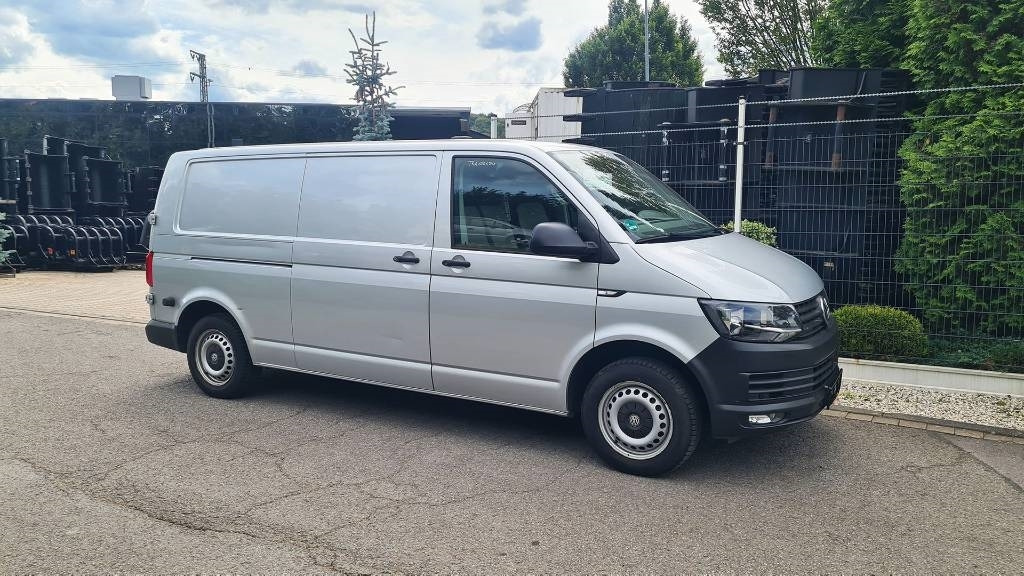 Volkswagen T6 2.0 TDI Kasten- Werkstattwagen, Klima, 3-Sitzer - Furgoneta pequeña: foto 3 Volkswagen T6 2.0 TDI Kasten- Werkstattwagen, Klima, 3-Sitzer - Furgoneta pequeña: foto 3