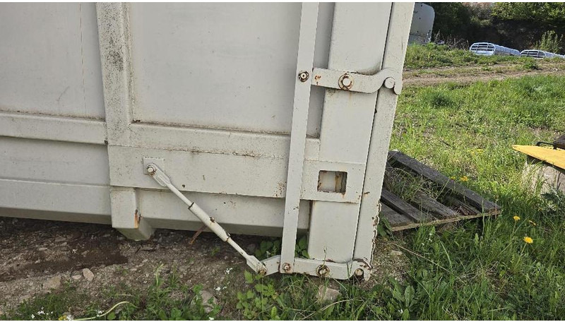 Tanque de almacenamiento Big Hakenliftcontainer mit 5000 l Tank: foto 9 Tanque de almacenamiento Big Hakenliftcontainer mit 5000 l Tank: foto 9