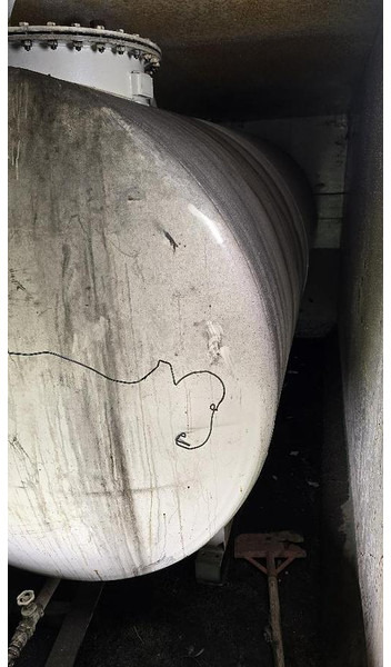 Tanque de almacenamiento Big Hakenliftcontainer mit 5000 l Tank: foto 11 Tanque de almacenamiento Big Hakenliftcontainer mit 5000 l Tank: foto 11