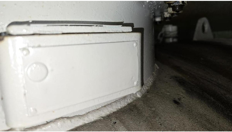 Tanque de almacenamiento Big Hakenliftcontainer mit 5000 l Tank: foto 15 Tanque de almacenamiento Big Hakenliftcontainer mit 5000 l Tank: foto 15