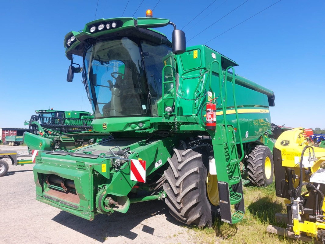 John Deere T550 - Cosechadora de granos: foto 1 John Deere T550 - Cosechadora de granos: foto 1