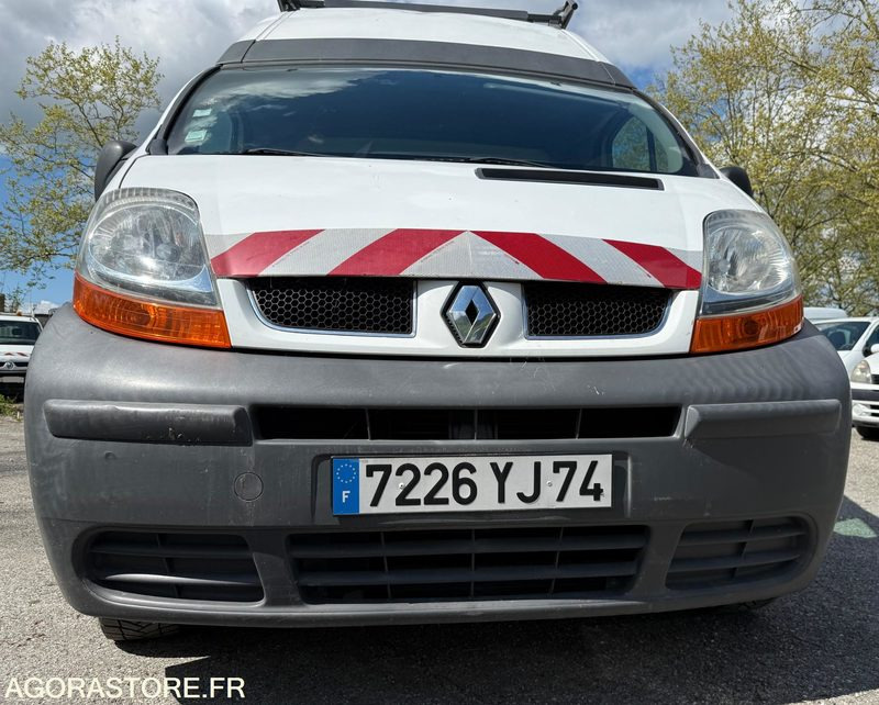 7226YJ74 - RENAULT TRAFIC - Furgón: foto 3 7226YJ74 - RENAULT TRAFIC - Furgón: foto 3