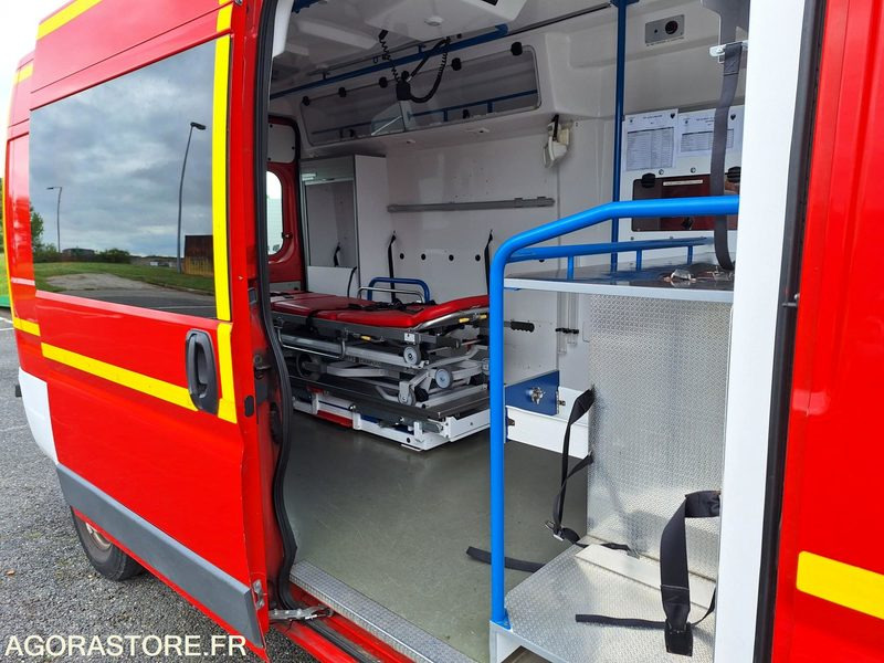 AMBULANCE FIAT / PICOT 2010 AJ-479 - Furgón: foto 4 AMBULANCE FIAT / PICOT 2010 AJ-479 - Furgón: foto 4