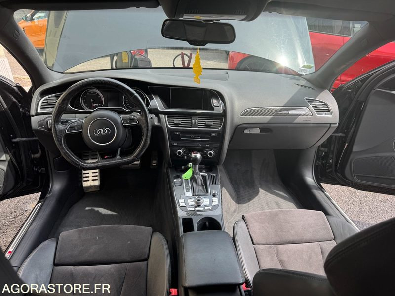 AUDI A4 RS4 - 2013 - 155 000KM - Coche: foto 5 AUDI A4 RS4 - 2013 - 155 000KM - Coche: foto 5