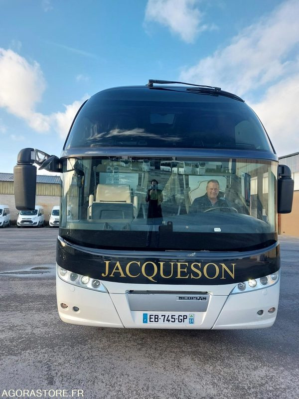 AUTOCAR NEOPLAN CITYLINER P16 L / 14M / 48+1+1+WC / 645008KM - Autocar: foto 2 AUTOCAR NEOPLAN CITYLINER P16 L / 14M / 48+1+1+WC / 645008KM - Autocar: foto 2