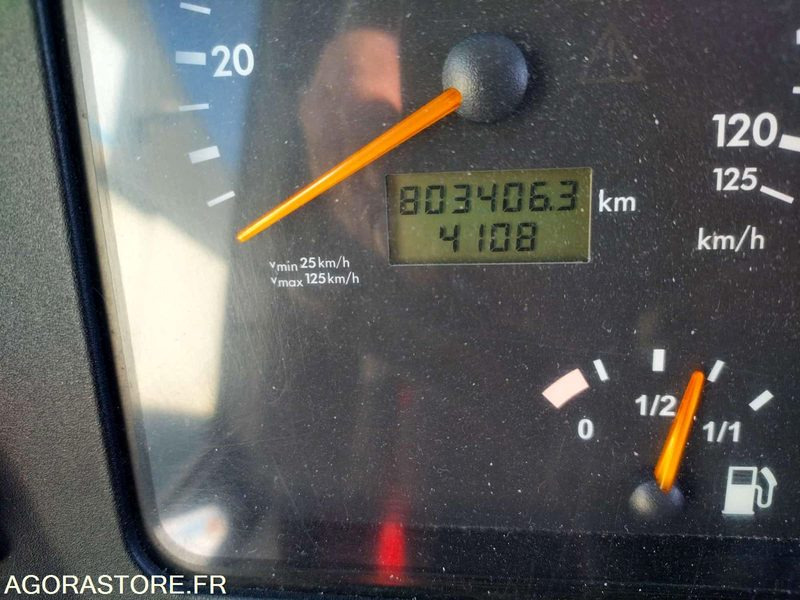 AUTOCAR SETRA 415 GT HD / 49 PLACES+WC / BVM / 1ERE MAIN / 807345 KM ORGINE - Autocar: foto 5 AUTOCAR SETRA 415 GT HD / 49 PLACES+WC / BVM / 1ERE MAIN / 807345 KM ORGINE - Autocar: foto 5