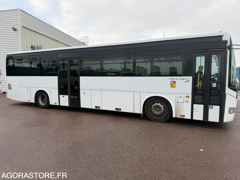 Car Irisbus - 2010 - 482534kms - AJ 948 FV - Autobús: foto 4 Car Irisbus - 2010 - 482534kms - AJ 948 FV - Autobús: foto 4