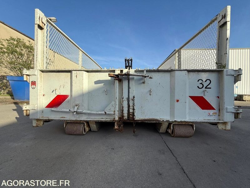 BENNE AMOVIBLE GRILLAGEE - Furgoneta basculante: foto 4 BENNE AMOVIBLE GRILLAGEE - Furgoneta basculante: foto 4