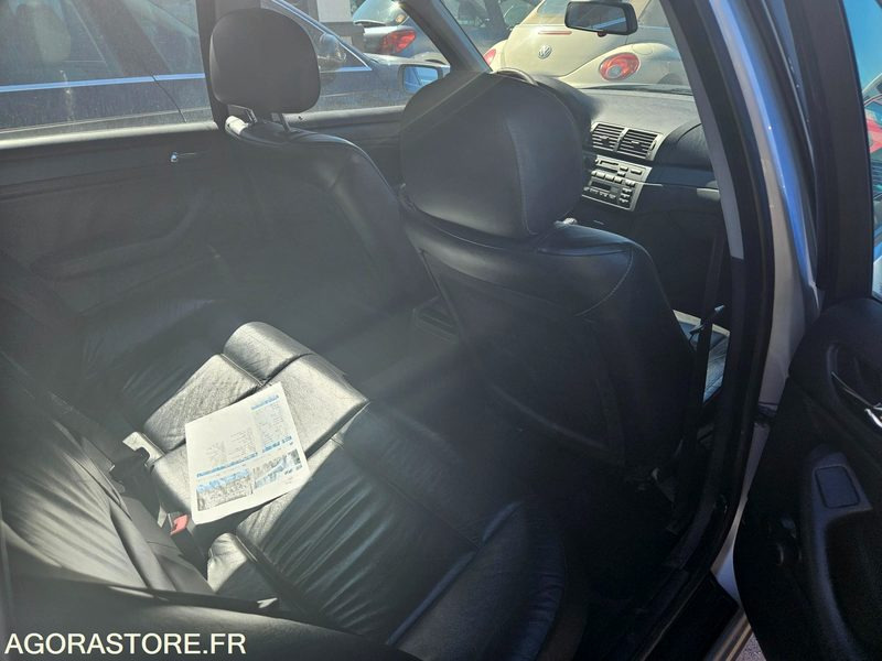 BMW BREAK SERIE 3 - 316i touring - 2000 - 308 000km - Coche: foto 5 BMW BREAK SERIE 3 - 316i touring - 2000 - 308 000km - Coche: foto 5