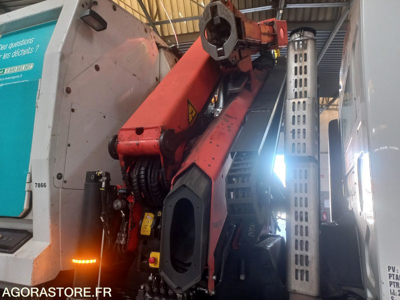 BOM GRUE Renault PREMIUM 26T / benne Geesinknorba grue Palfinger (ref. BT66) - Camión de basura: foto 5 BOM GRUE Renault PREMIUM 26T / benne Geesinknorba grue Palfinger (ref. BT66) - Camión de basura: foto 5