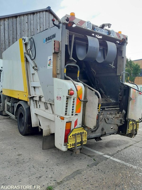 Camión de basura BOM MERCEDES AXOR 267385 kms 2009: foto 6 Camión de basura BOM MERCEDES AXOR 267385 kms 2009: foto 6