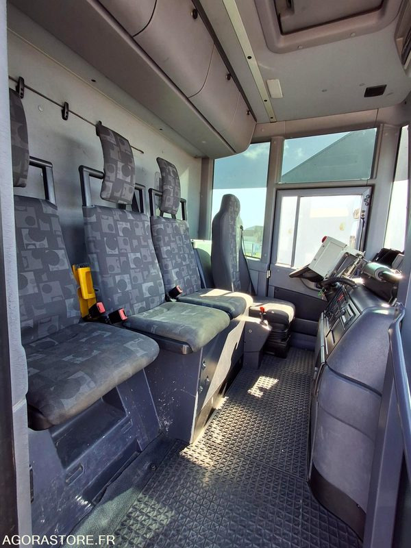BOM Mercedes Econic 2013 240330 kms - CX-136-DD - Camión de basura: foto 2 BOM Mercedes Econic 2013 240330 kms - CX-136-DD - Camión de basura: foto 2