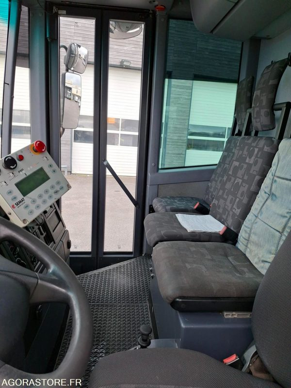 BOM Mercedes Econic 292045 kms 2013 - CW-067-TW - Camión de basura: foto 5 BOM Mercedes Econic 292045 kms 2013 - CW-067-TW - Camión de basura: foto 5
