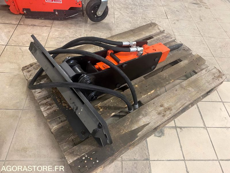 BRH - Brise Roche Hydraulique pour porte outils - Equipo de construcción: foto 1 BRH - Brise Roche Hydraulique pour porte outils - Equipo de construcción: foto 1