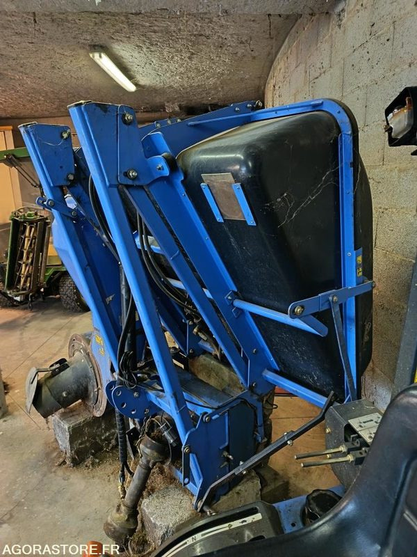 Bac de ramassage ISEKI - Maquinaria de jardinería: foto 4 Bac de ramassage ISEKI - Maquinaria de jardinería: foto 4