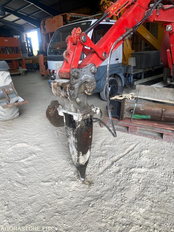 Brise roche Sandvik BR211 M1 - Martillo hidráulico: foto 3 Brise roche Sandvik BR211 M1 - Martillo hidráulico: foto 3