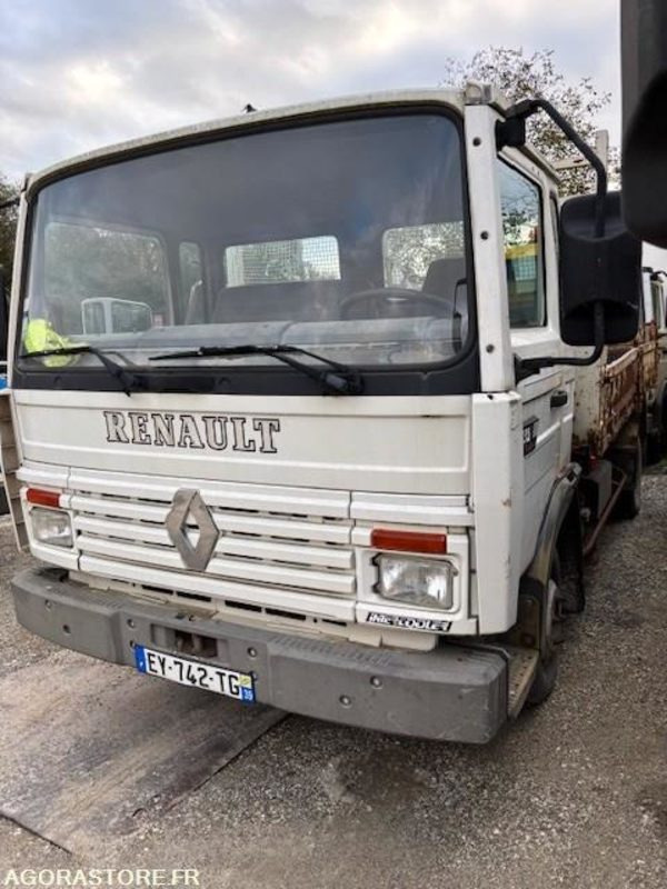 CAMION BENNE RENAULT S135 MIDLINER 1995 204000 KM - Camión volquete: foto 2 CAMION BENNE RENAULT S135 MIDLINER 1995 204000 KM - Camión volquete: foto 2