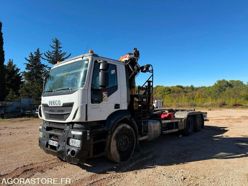 CAMION POLYBENNE GRUE IVECO MOTEUR HS - 390000km - 2014 - Camión multibasculante: foto 1 CAMION POLYBENNE GRUE IVECO MOTEUR HS - 390000km - 2014 - Camión multibasculante: foto 1