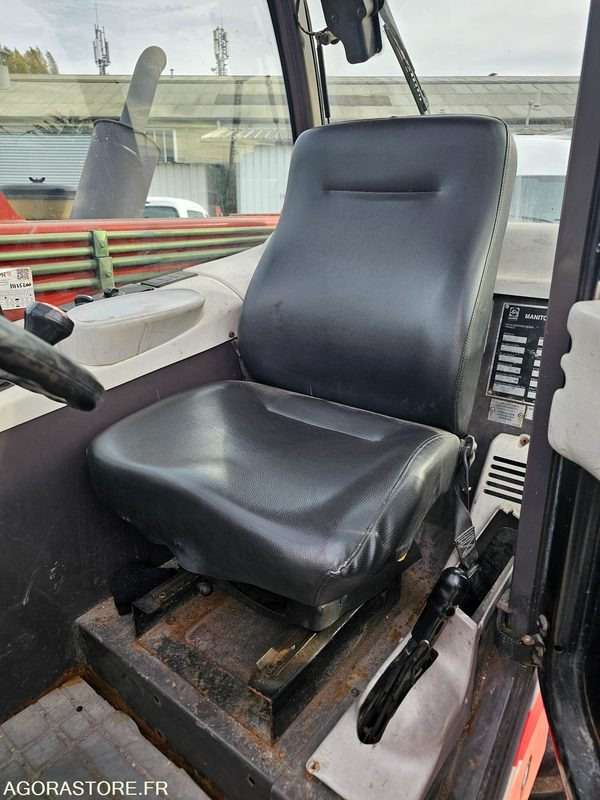 CHARIOT ELECATEUR MANITOU MT732 - 2004 - 5207H - Carretilla elevadora diésel: foto 5 CHARIOT ELECATEUR MANITOU MT732 - 2004 - 5207H - Carretilla elevadora diésel: foto 5
