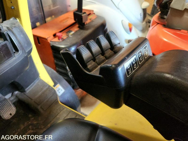 CHARIOT ELEVATEUR DIESEL 3T5 HYSTER H3.5FT - 2007 - 1033 heures - Carretilla elevadora diésel: foto 4 CHARIOT ELEVATEUR DIESEL 3T5 HYSTER H3.5FT - 2007 - 1033 heures - Carretilla elevadora diésel: foto 4