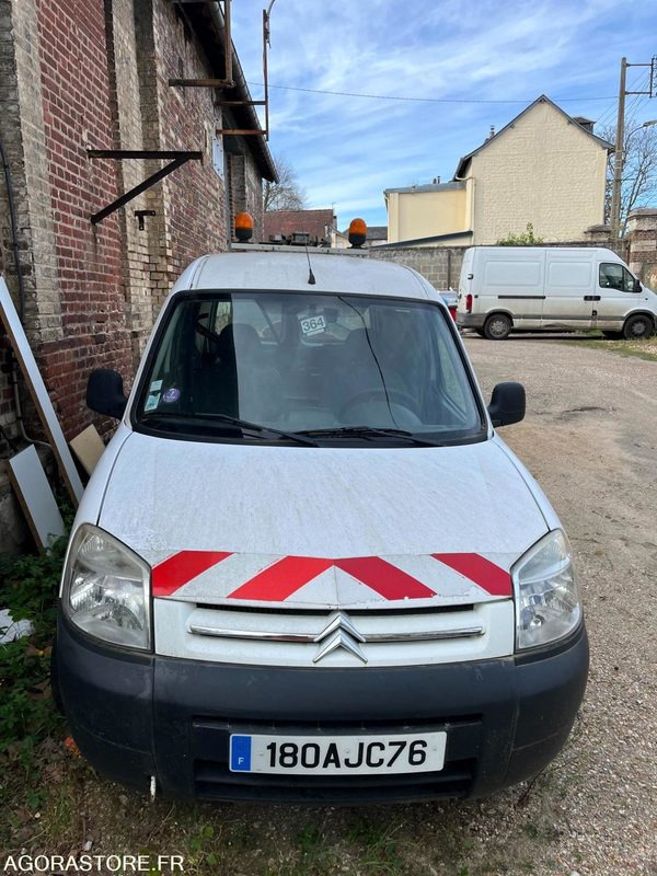 CITROEN BERLINGO 177285 kms 2009 - Furgoneta pequeña: foto 2 CITROEN BERLINGO 177285 kms 2009 - Furgoneta pequeña: foto 2