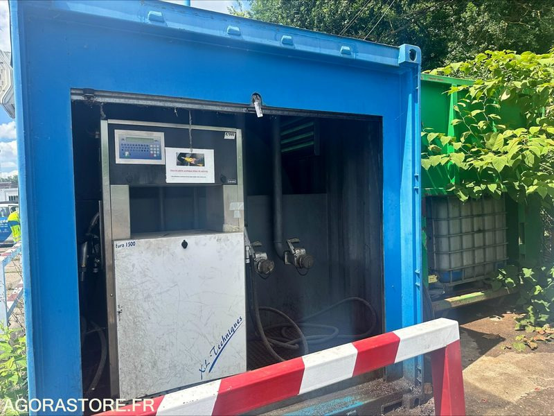 CONTAINER AVEC CUVE DE 40 000L & SYSTEME DE DISTRIBUTION CARBURANT - 2015 - Herramienta/ Equipo: foto 2 CONTAINER AVEC CUVE DE 40 000L & SYSTEME DE DISTRIBUTION CARBURANT - 2015 - Herramienta/ Equipo: foto 2